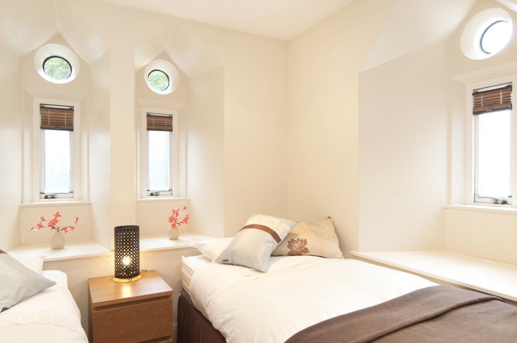Edinburgh Church Apartments Room photo